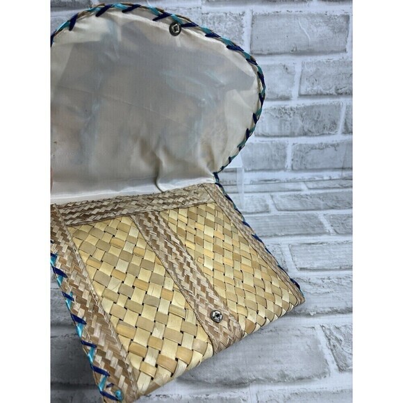 Vintage Straw Embroidered Floral Clutch Handbag Lined Snap Closure - Picture 5 of 12